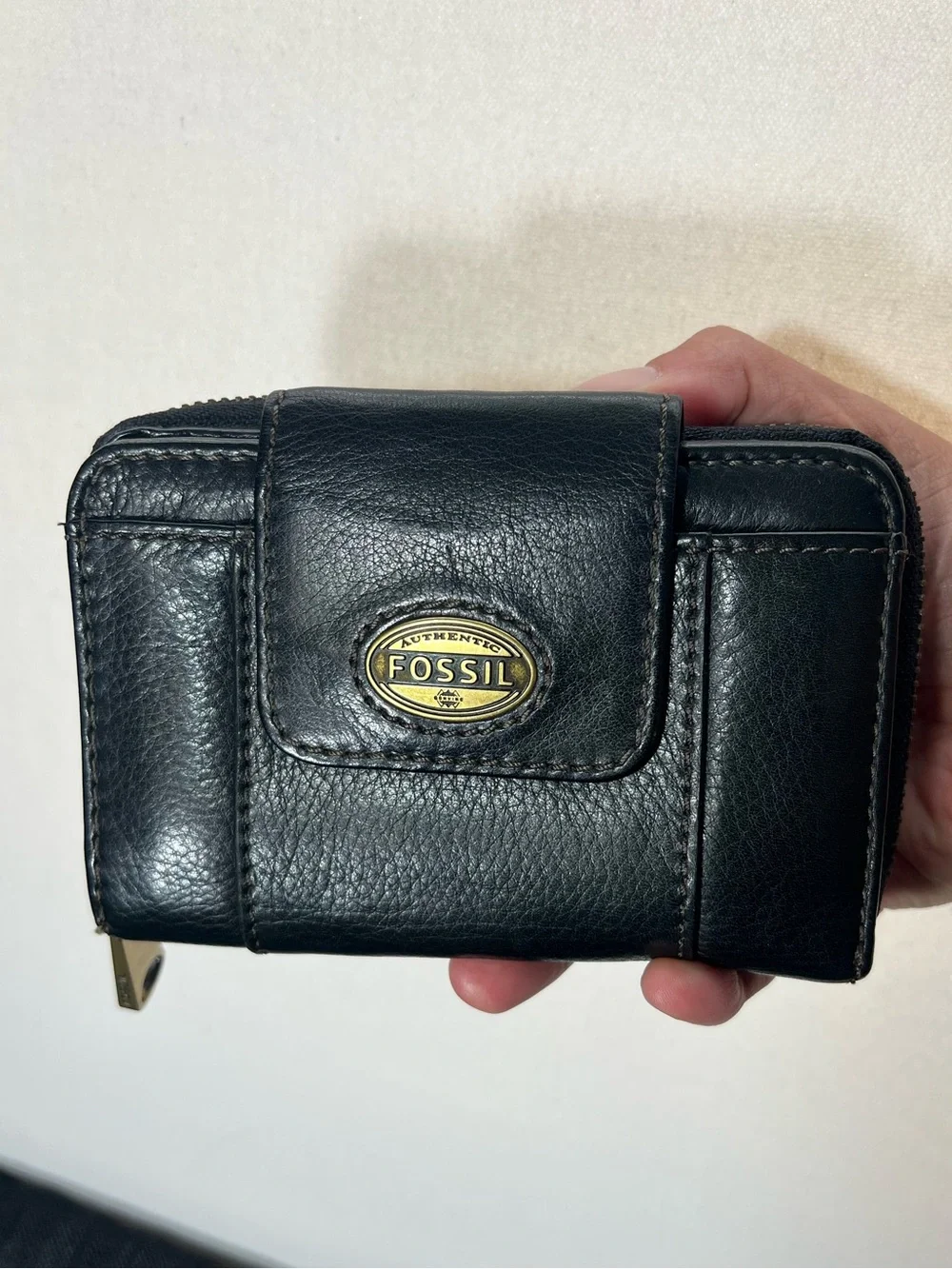 Fossil Women’s Wallet Explorer Black Leather Button and Zip & Snap Card Holder